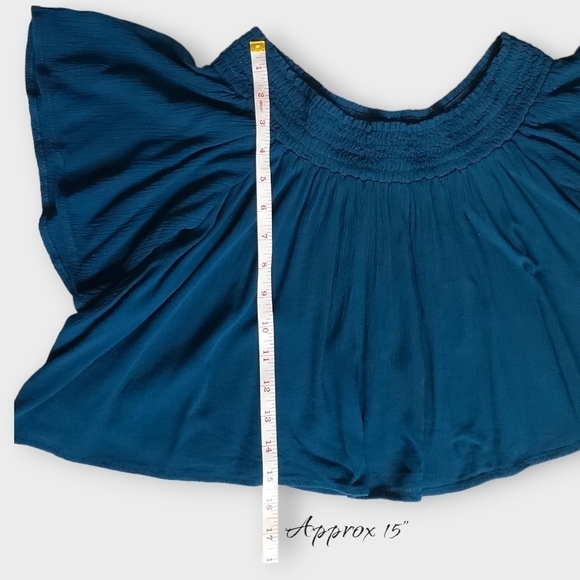UO Kimchi Blue Ruffled Off Shoulder Top - Picture 7 of 9